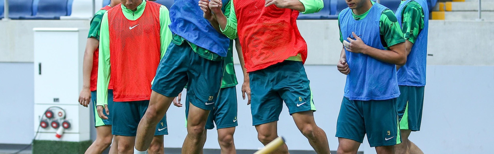 官方：北京国安与36岁老将王刚、池忠国续约