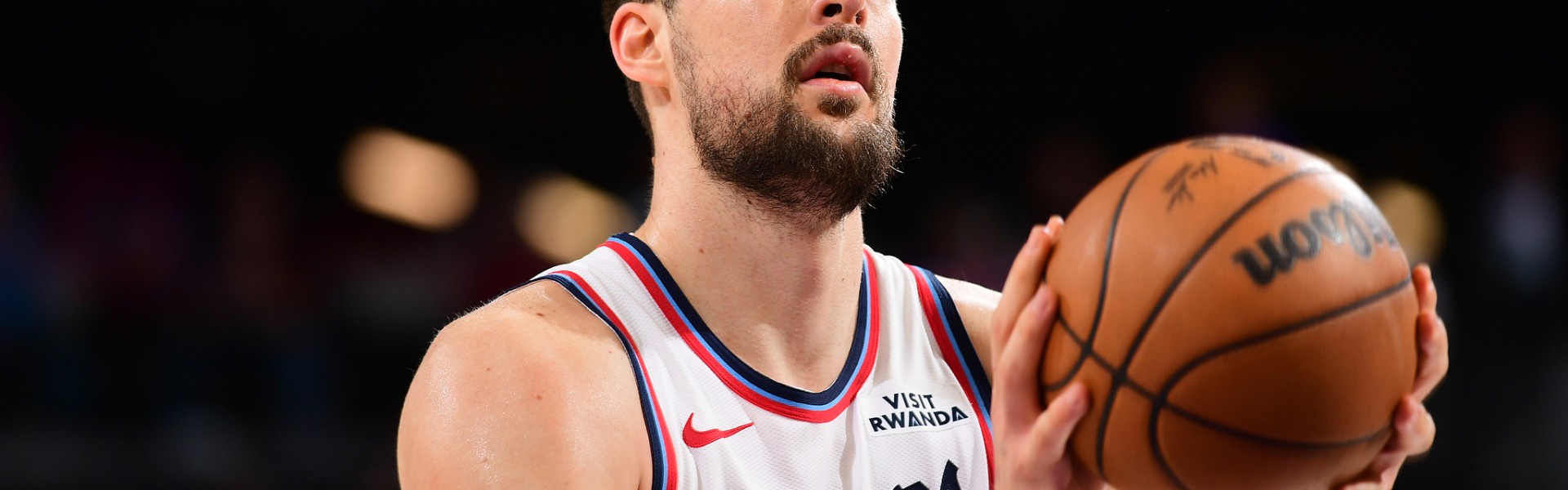 8868体育官方网站-快船送出祖巴茨 从步行者得到马图林等资产